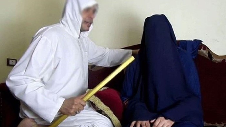 مقتل طفلة فلسطينية على يد مشعوذ حاول "إخراج الجن" من جسدها!