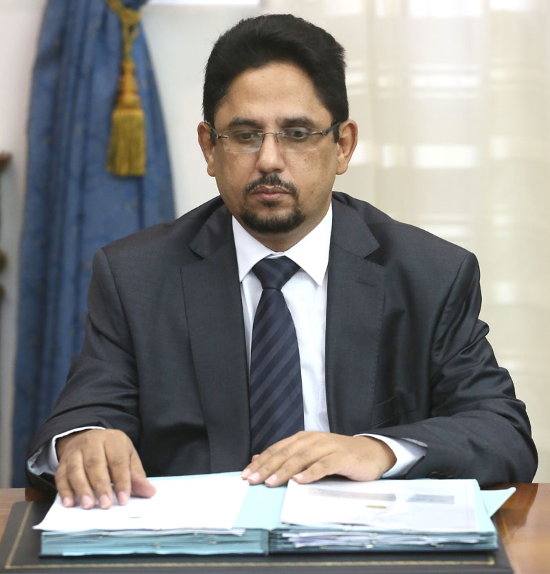 محمد الأمين ولد الشيخ وزير الثقافة