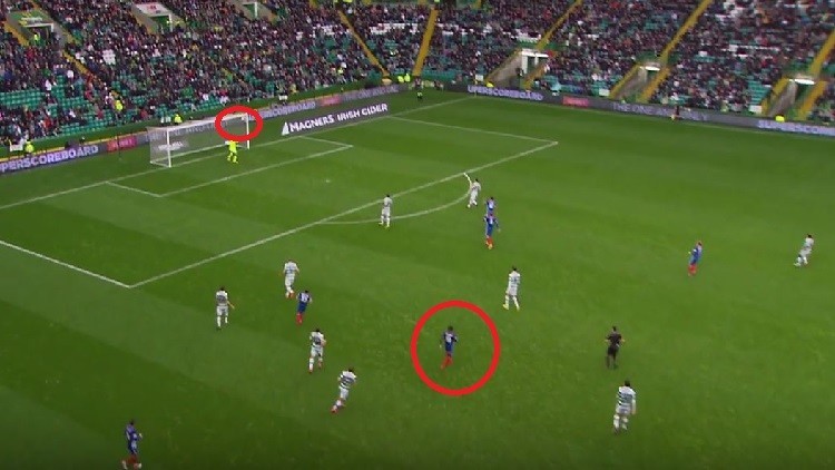 لاعب يفتح باب جهنم على فريقه بهدف عابر للقارات