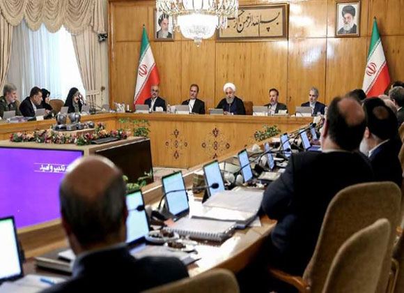 روحاني: نرفض الاستسلام تحت مسمى الحوار ومستعدون للحوار العادل