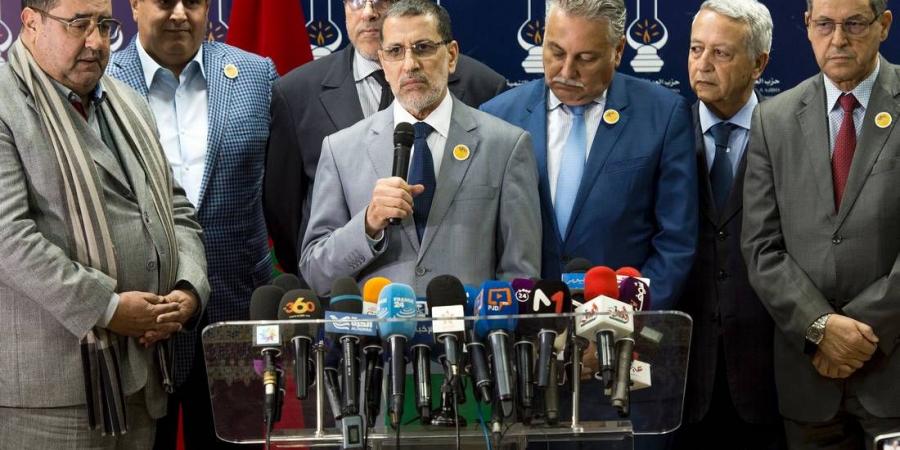 غليان واسع داخل "العدالة والتنمية" بسبب تنازلات العثماني 
