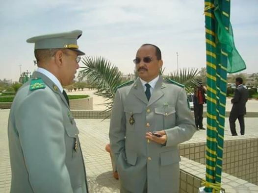 مشهد عسكري وسياسي نادر لقائدين عسكرين خططا معا وسيرحلا معا 