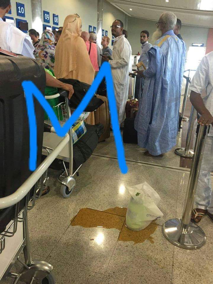 صورة من داخل المطار تم تداولها على الفيس بوك ظهر اليوم