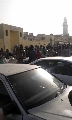 الأمن يقمع المشاركين في مسيرتي عرفات وكلينك (صور)