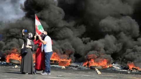 محتجون