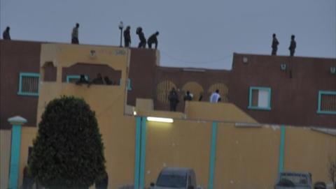 هل استخدمت الملابس العسكرية المسروقة في فرار أخطر سجين؟