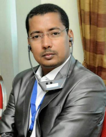  مولاي ولد أب ولد اﮔﯿﮕ