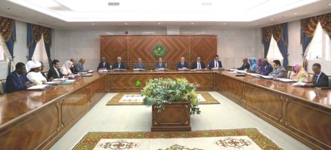 مجلس الوزراء يجتمع على وقع تعديل جزئي